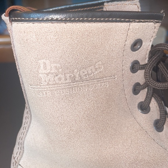 Dr martens suede made in England boots - Picture 15 of 16